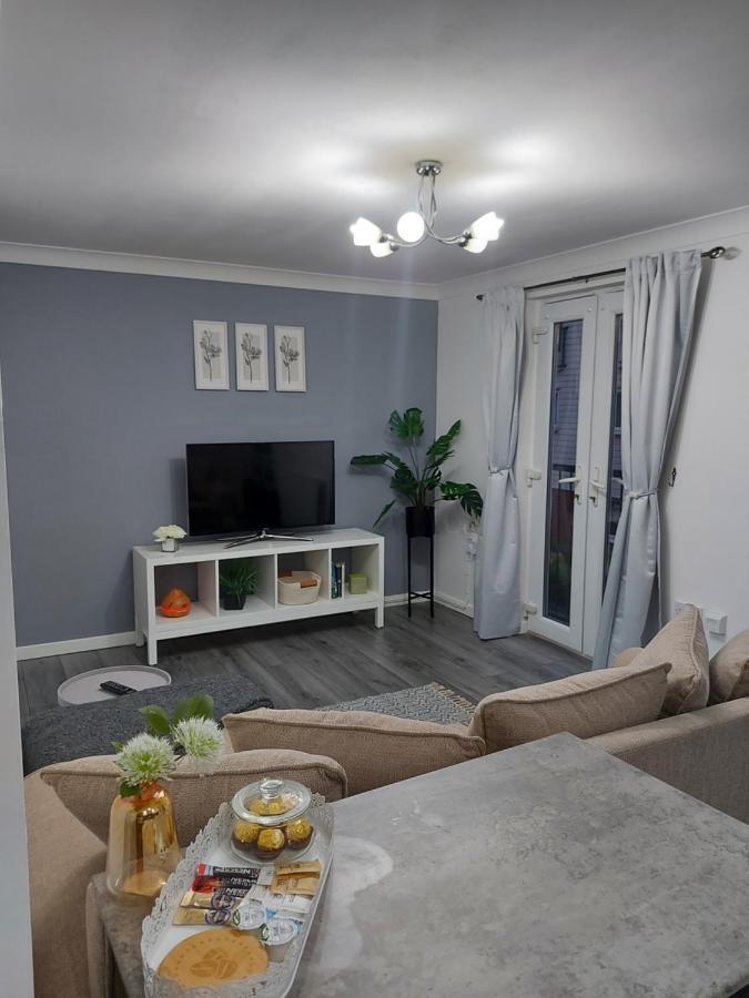 Lovely 1-Bedroom Condo With Parking On Premises Minworth Екстериор снимка