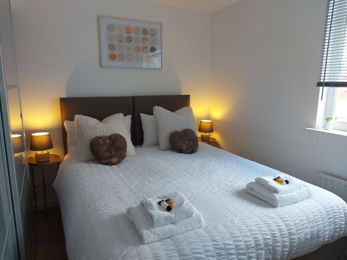 Lovely 1-Bedroom Condo With Parking On Premises Minworth Екстериор снимка