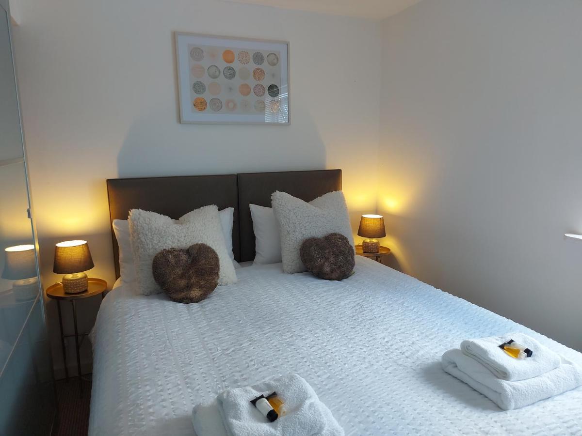 Lovely 1-Bedroom Condo With Parking On Premises Minworth Екстериор снимка